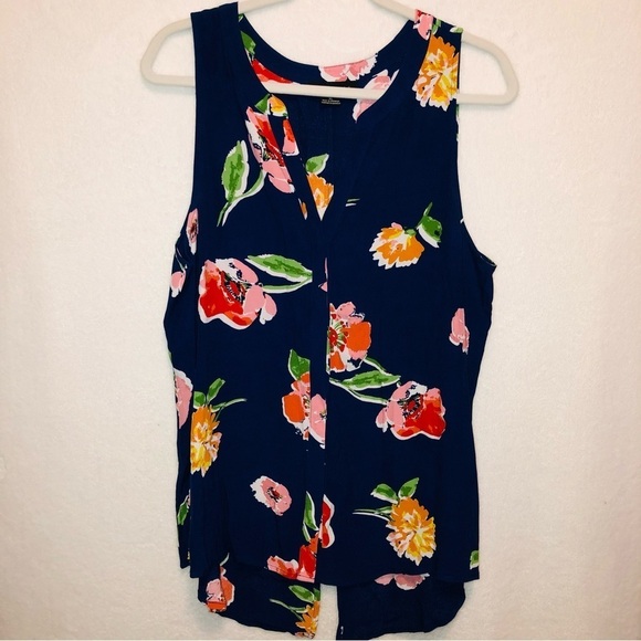 Sanctuary Floral  Button Down Sleeveless Blouse Top Size XL - Picture 9 of 9